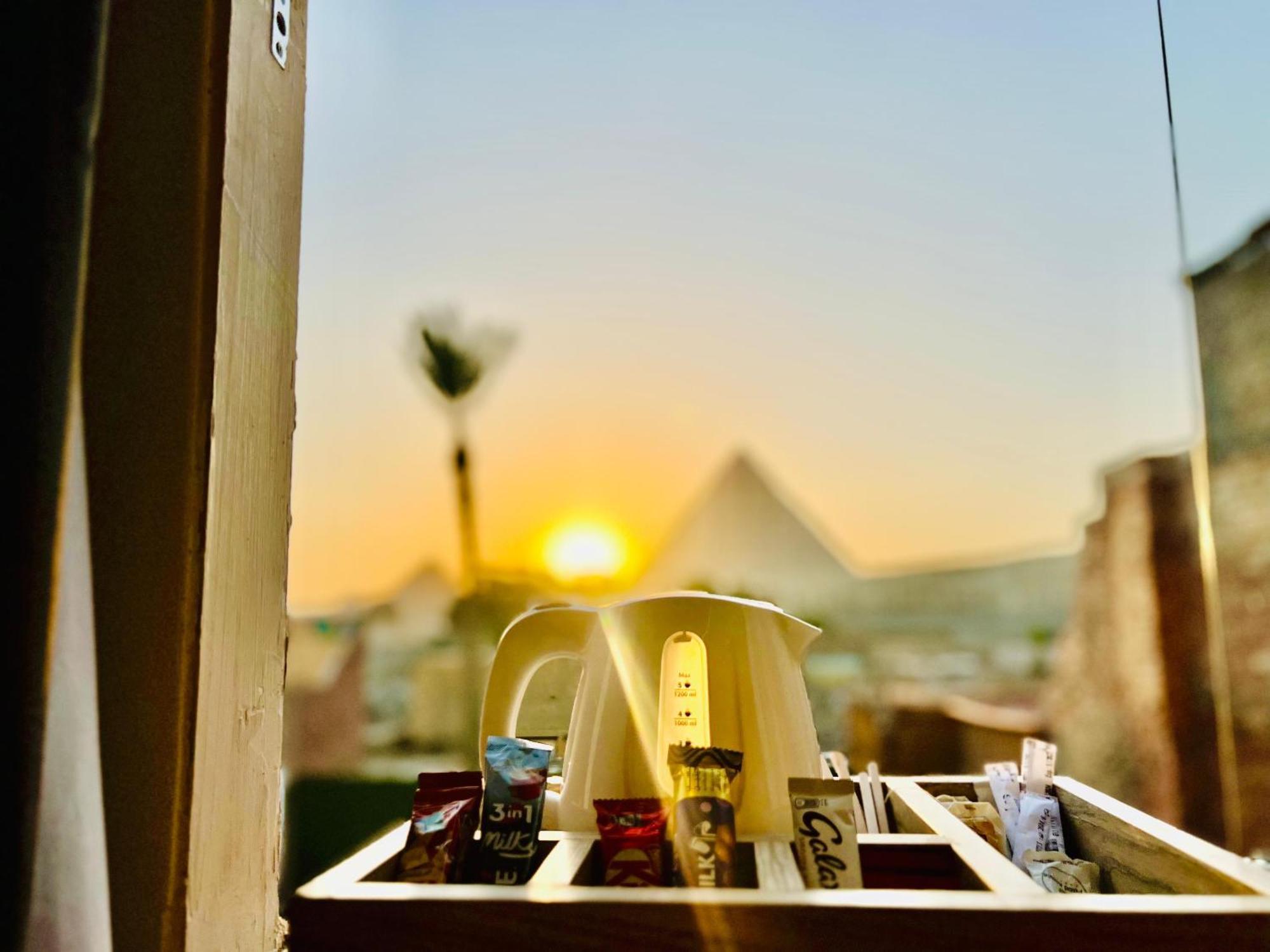Golden Scarab Pyramids Hotel Kafrat al Jabal Exterior foto