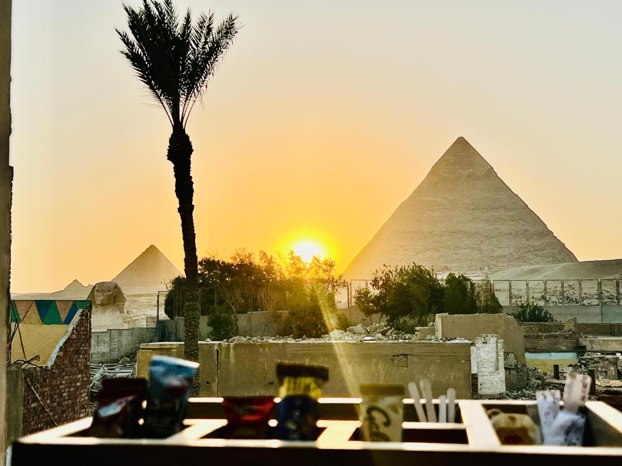 Golden Scarab Pyramids Hotel Kafrat al Jabal Exterior foto